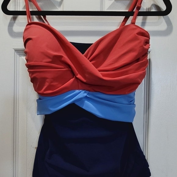 Size 14 Swimsuit 2 Piece Red Baby Blue and Navy Blue Padded Ruffled Waist - Picture 1 of 6